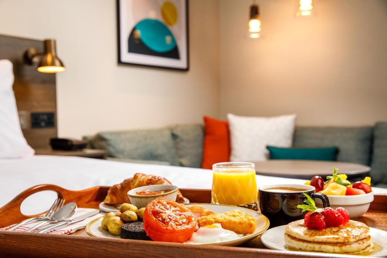 Holiday Inn Manchester Airport T2 By Ihg Hale  Esterno foto