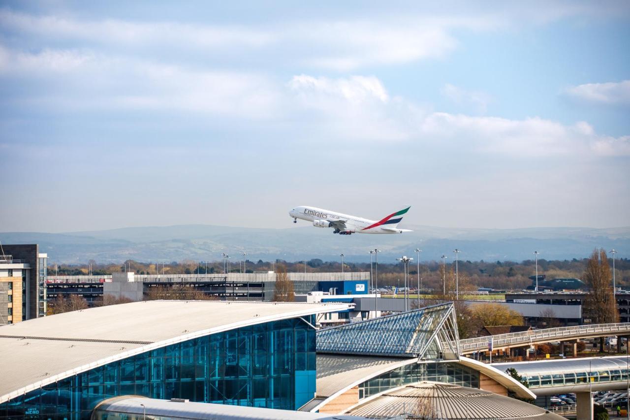 Holiday Inn Manchester Airport T2 By Ihg Hale  Esterno foto