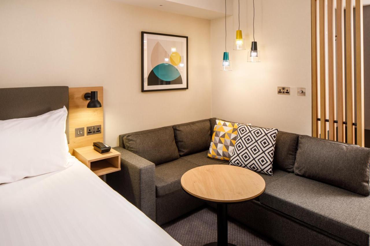 Holiday Inn Manchester Airport T2 By Ihg Hale  Esterno foto