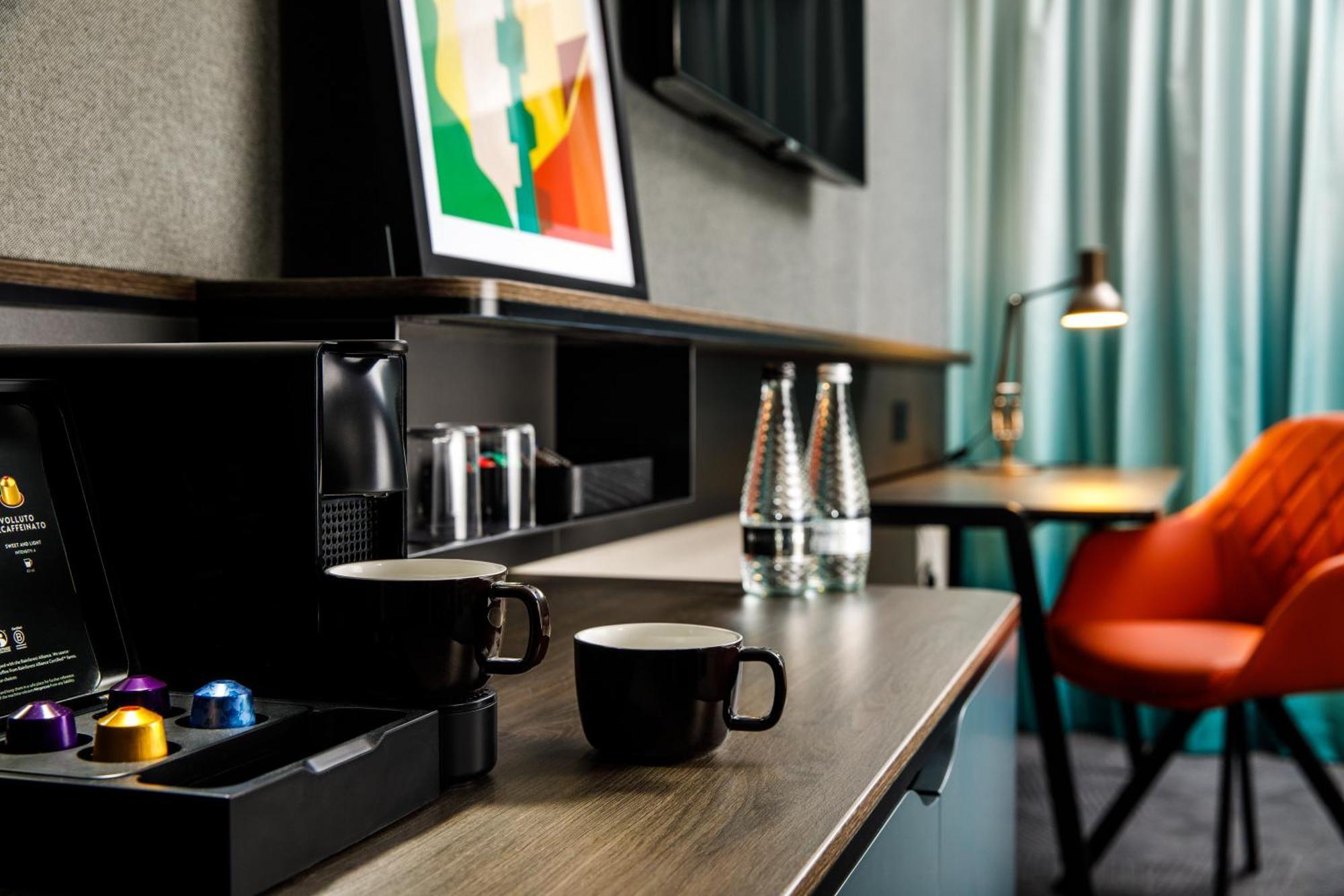 Holiday Inn Manchester Airport T2 By Ihg Hale  Esterno foto