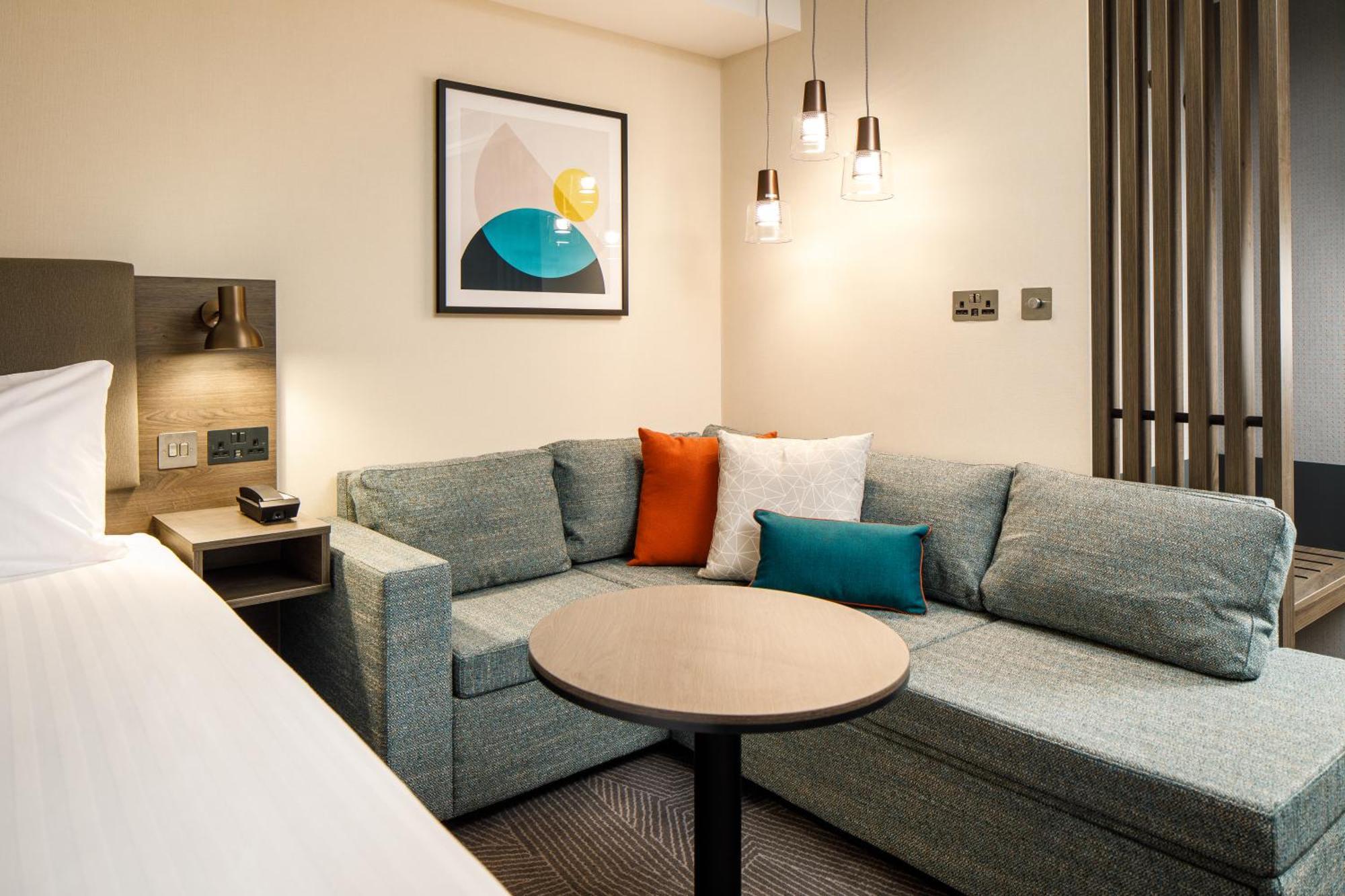 Holiday Inn Manchester Airport T2 By Ihg Hale  Esterno foto