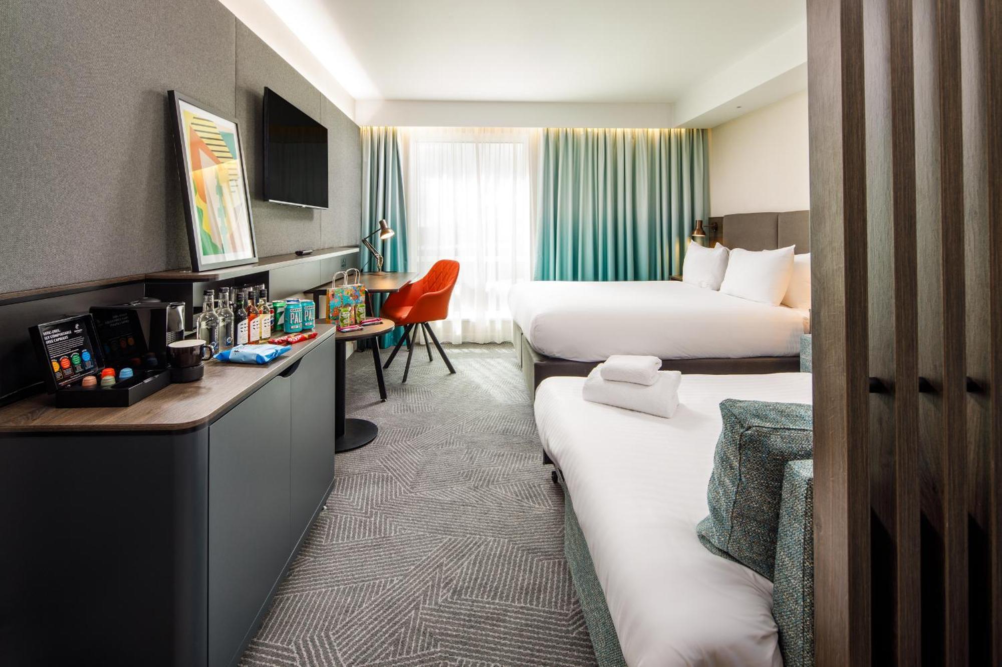 Holiday Inn Manchester Airport T2 By Ihg Hale  Esterno foto